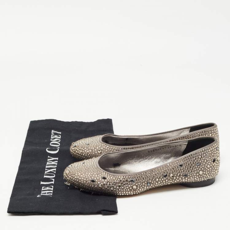 Pre Owned Gina Grey Crystal Embellished Satin Ballet Flats Size 37