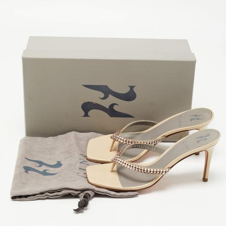 مملوكة مسبقًا Gina Grey Crystal Embellished Leather Slide Sandals Size 37