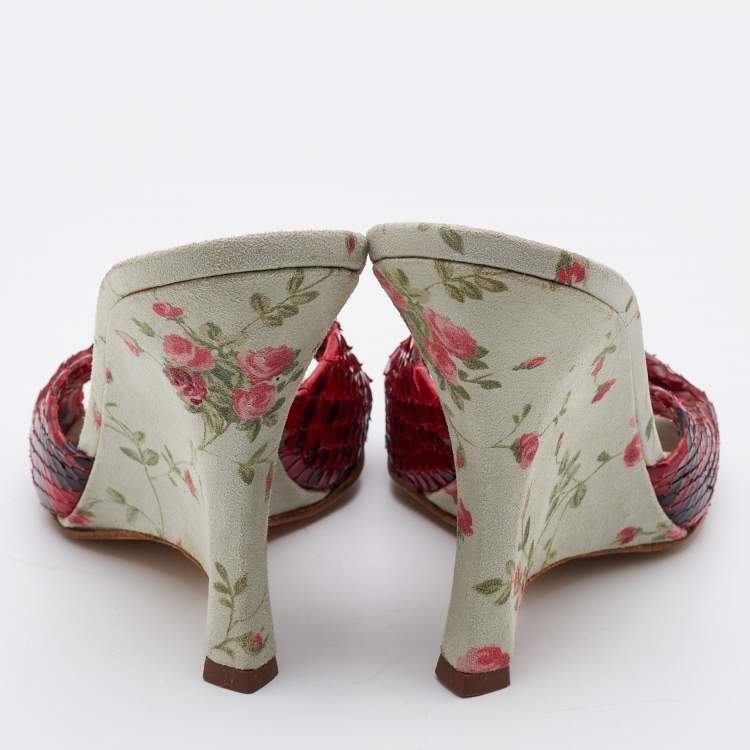 مملوكة مسبقًا Gina Red Printed Watersnake Leather and Fabric Wedge Sandals Size 39.5