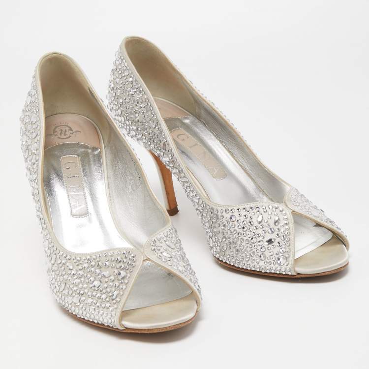 Pre Owned Gina Silver Satin Crystals Ayres Pumps Size 39.5
