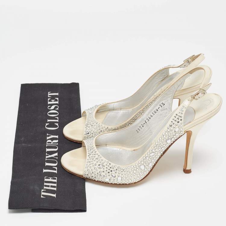 Pre Owned Gina Grey Fabric Crystal Embellished Slingback Pumps Size 38.5