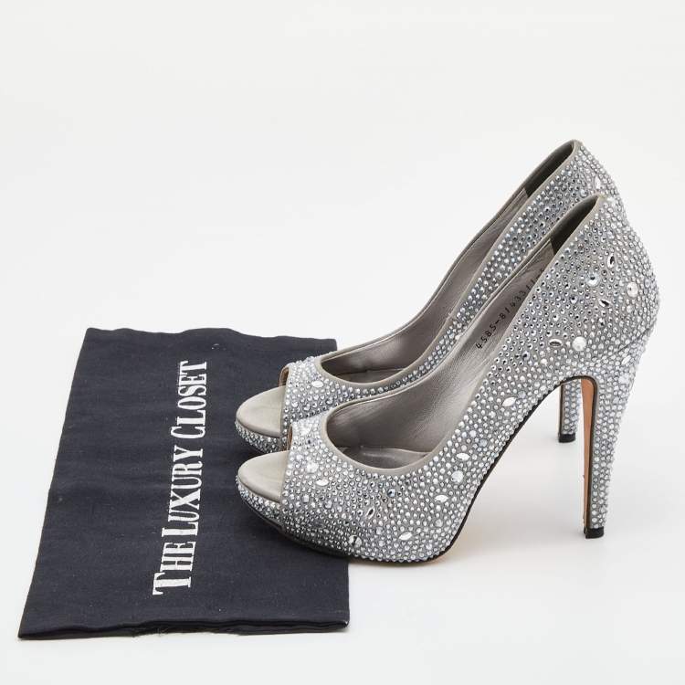 Pre Owned Gina Silver Satin Crystal Embellished Peep Toe Platform Pumps Size 38