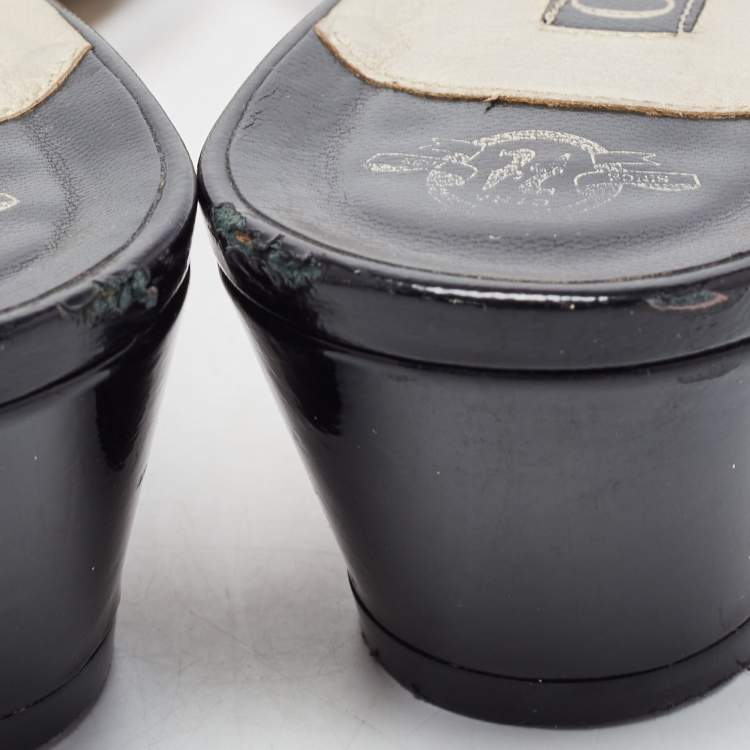 Pre Owned Gina Gold Crystal Embellished Leather Slide Sandals Size 40