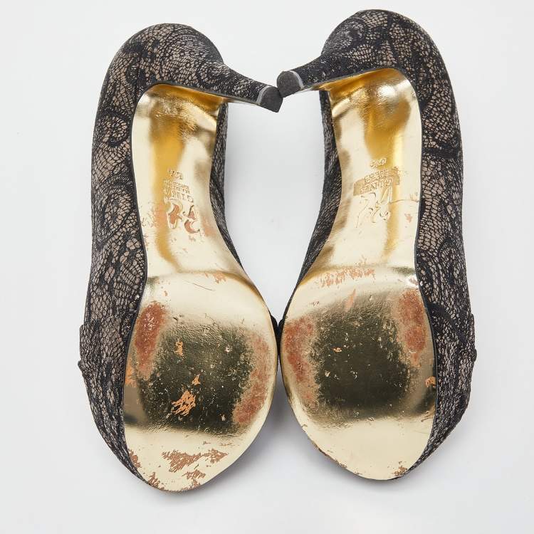 Pre Owned Gina Black/Gold Lace and Leather Platform Pumps Size 39.5