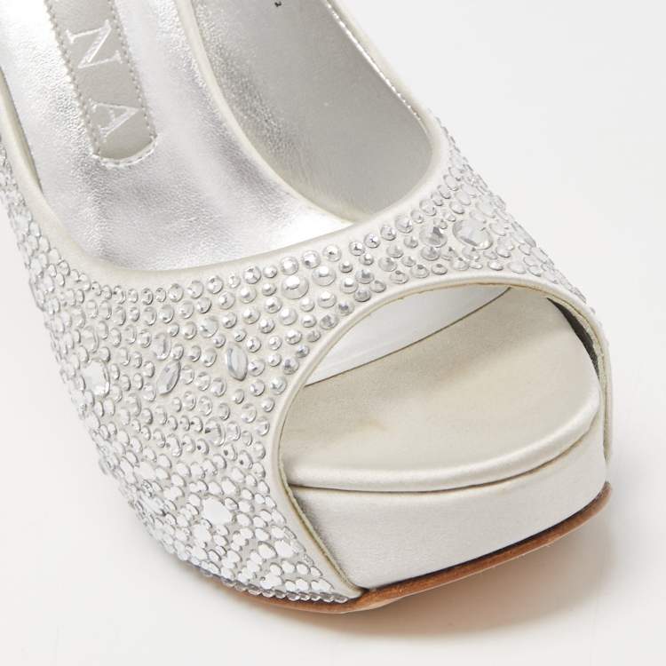Pre Owned Gina Silver Satin Crystal Embellished Peep Toe Platform  Pumps Size 37.5
