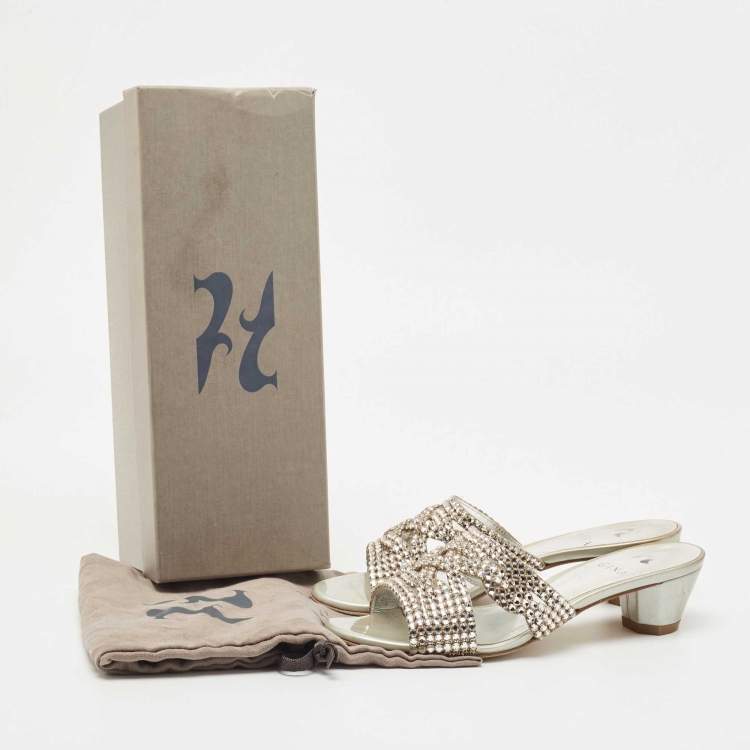 Pre Owned Gina Silver Leather and Crystal Embellished Slide Size 37.5