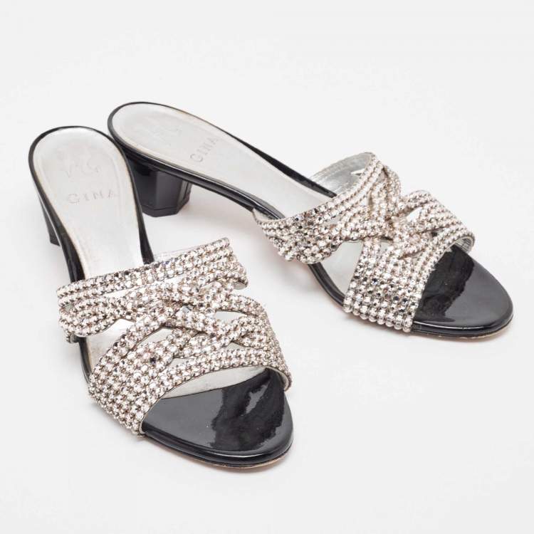 مملوكة مسبقًا Gina Silver Leather Crystal Embellished Slide Sandals Size 40.5