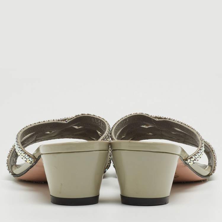 Pre Owned Gina Grey Patent Leather Crystal Embellished Slide Sandals Size 38