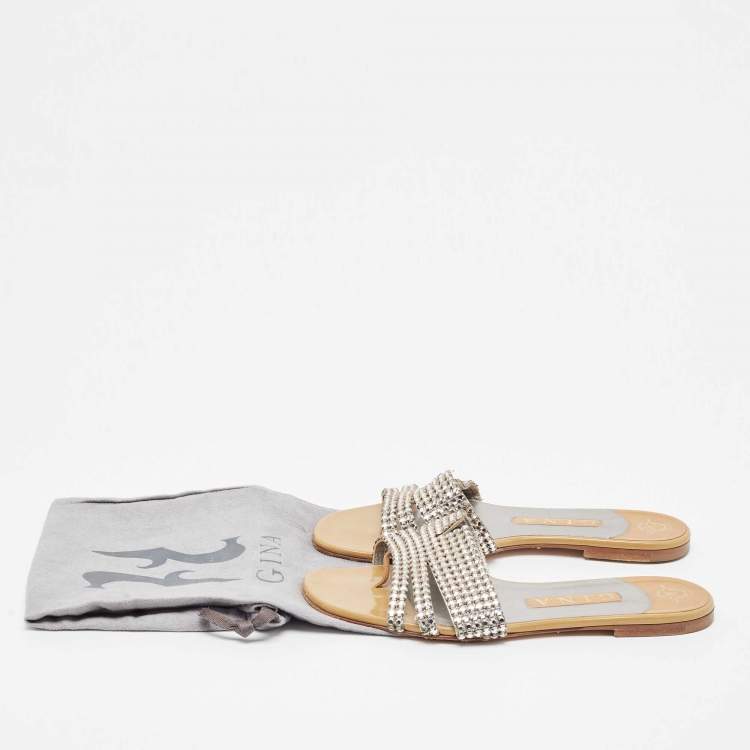 مملوكة مسبقًا Gina Silver/Beige Crystal Embellished Leather Thong Flats Size 38