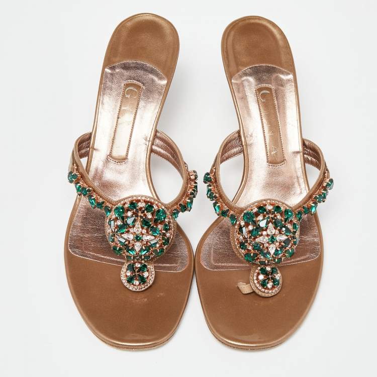 Pre Owned Gina Brown Patent Leather Crystal Embellished Thong Slide Sandals Size 38.5