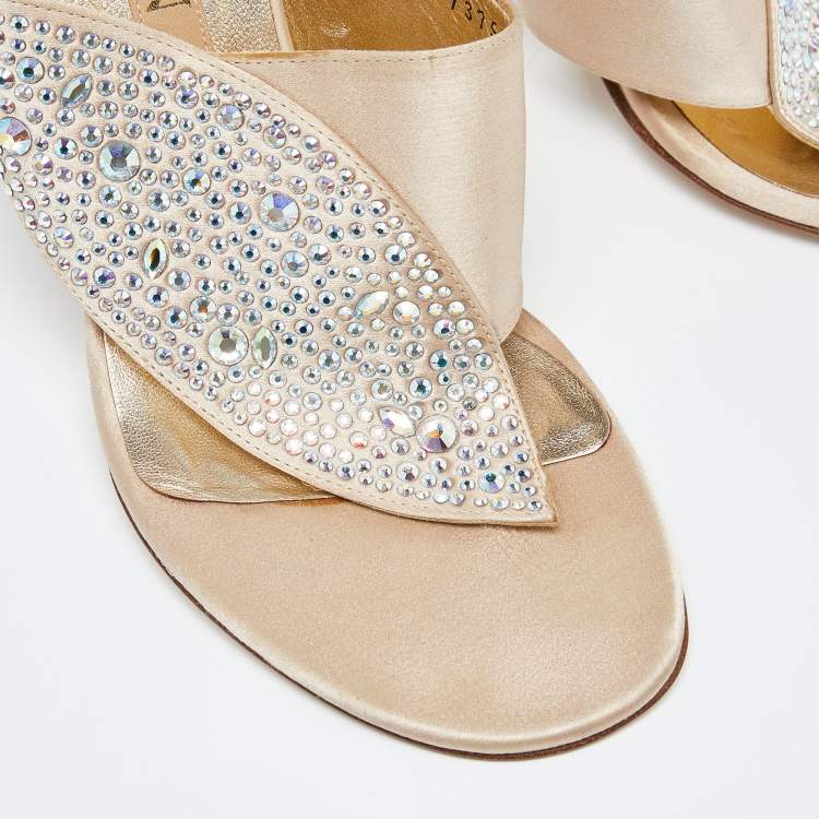 Pre Owned Gina Beige Satin Crystal Embellished Thong Sandals Size 39