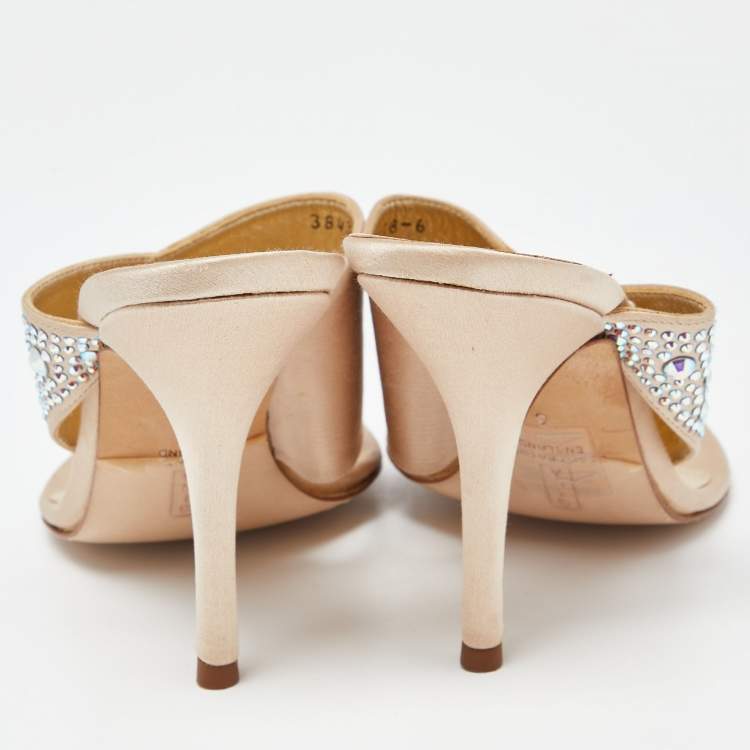 Pre Owned Gina Beige Satin Crystal Embellished Thong Sandals Size 39