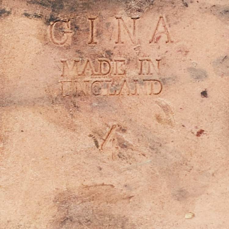 مملوكة مسبقًا Gina Brown Crystal Embellished Leather Thong Flat Slides Size 37