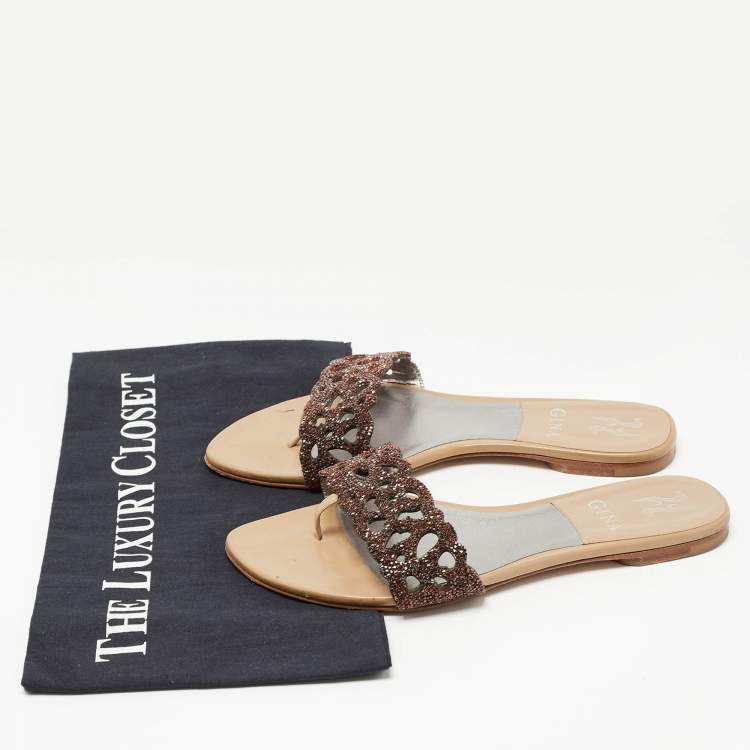 مملوكة مسبقًا Gina Brown Crystal Embellished Leather Thong Flat Slides Size 37