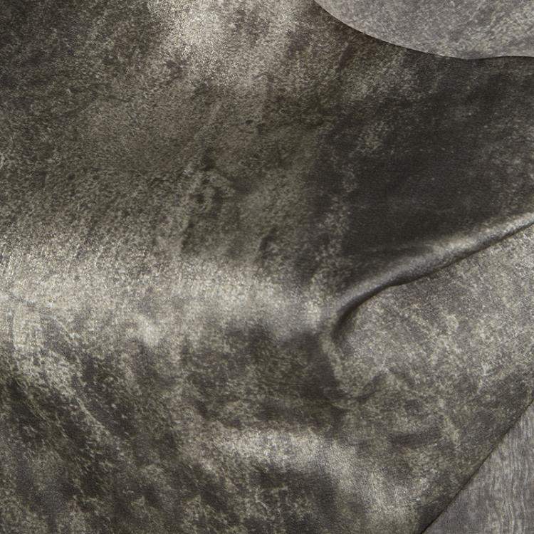 مملوكة مسبقًا Giorgio Armani Silver Gunmetal Avant Garde Sleeveless Top M