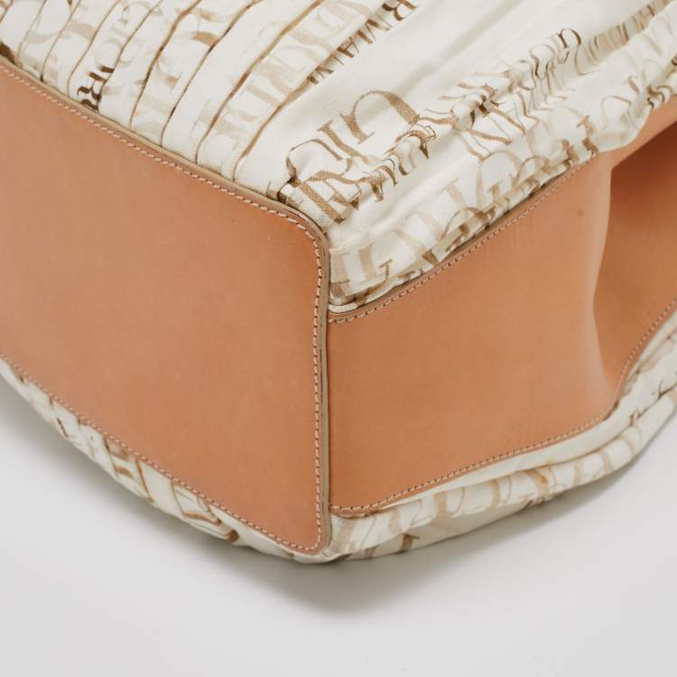 Pre Owned Giorgio Armani White/Brown Print Canvas and Leather Pleated Ring Handle Hobo