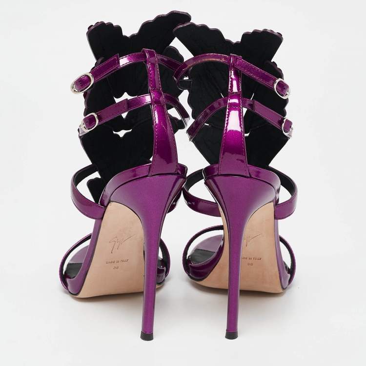 مملوكة مسبقًا Giuseppe Zanotti Purple Patent Leather Cruel Sandals Size 38