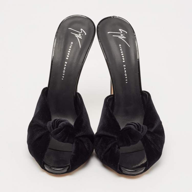 Pre Owned Giuseppe Zanotti Black Velvet Peep Toe Slide Sandals Size 39.5