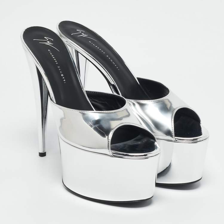 Pre Owned Giuseppe Zanotti Silver Leather Platform Slide Sandals Size 41