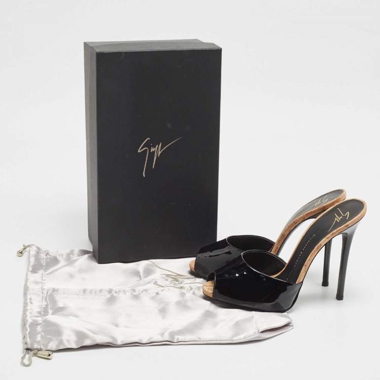 Pre Owned Giuseppe Zanotti Black Patent Leather Slide Sandals Size 38