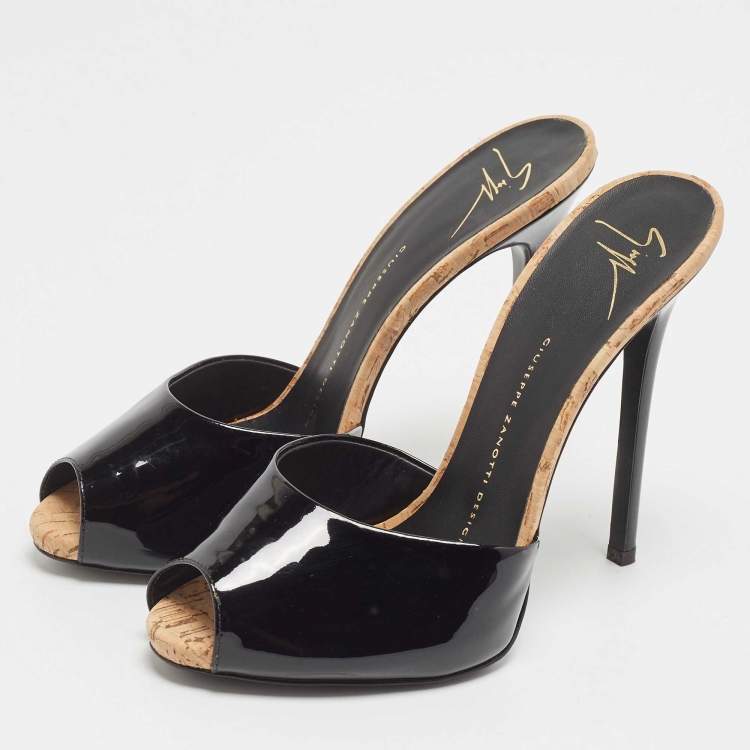 Pre Owned Giuseppe Zanotti Black Patent Leather Slide Sandals Size 38