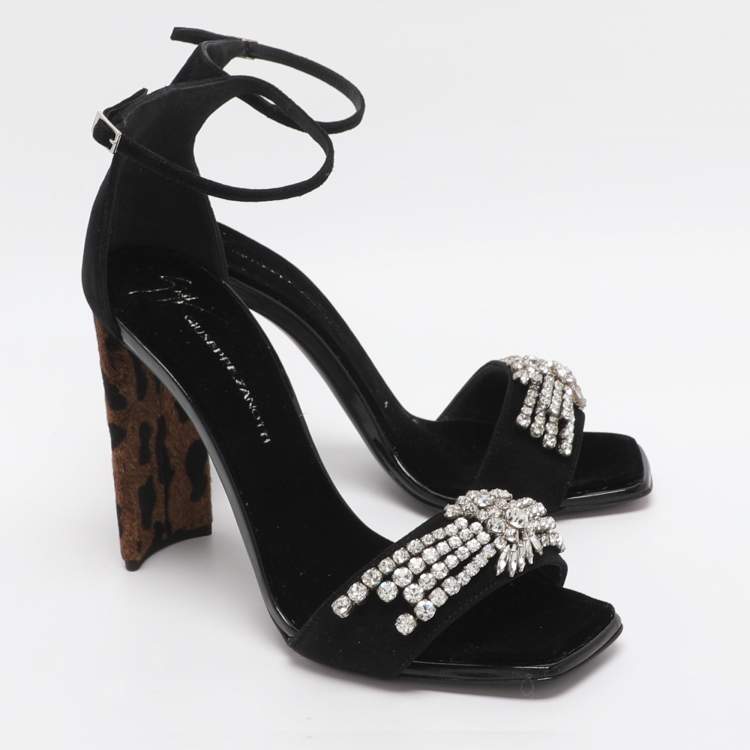 Pre Owned Giuseppe Zanotti Crystal Embellished Size 39 Black Suede Ankle Strap Sandals