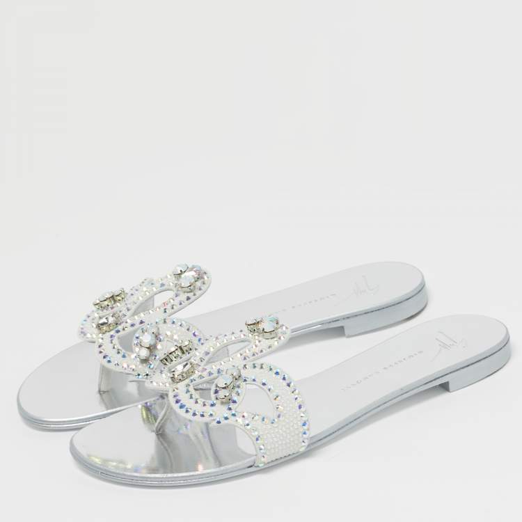 Pre Owned Giuseppe Zanotti Turchesite Size 37 White Suede Crystal Embellished Flat Slide Sandals