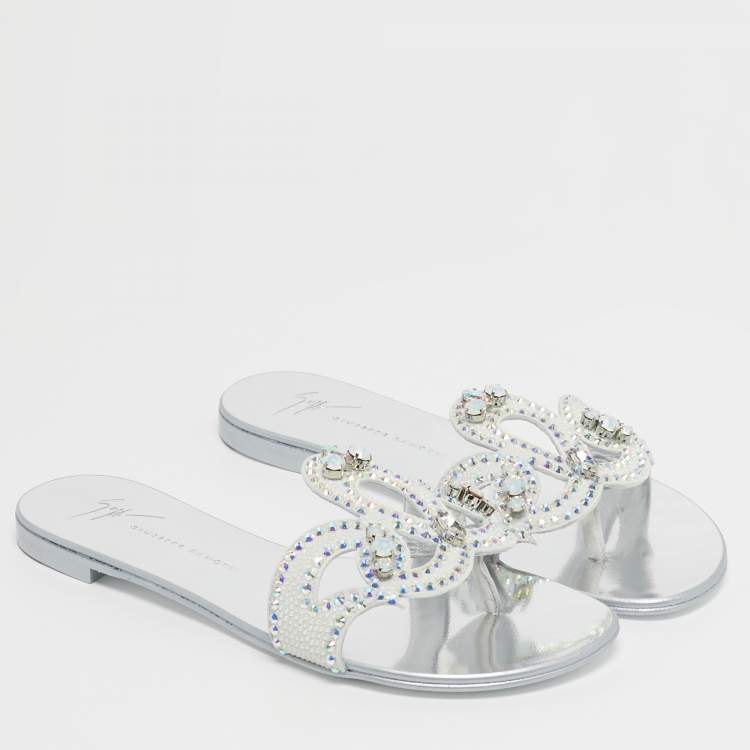 Pre Owned Giuseppe Zanotti Turchesite Size 37 White Suede Crystal Embellished Flat Slide Sandals
