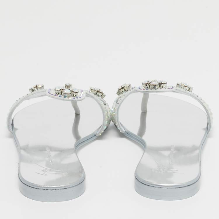 Pre Owned Giuseppe Zanotti Turchesite Size 37 White Suede Crystal Embellished Flat Slide Sandals