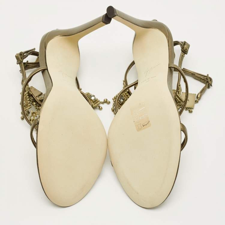 Pre Owned Giuseppe Zanotti Amira Size 37 Olive Green Leather Charm Embellished Gladiator Sandals