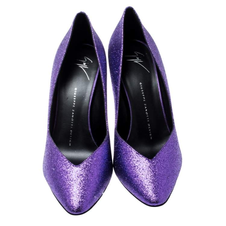 مملوكة مسبقًا Giuseppe Zanotti Purple Glitter Olinda V Throat Pumps Size 38.5