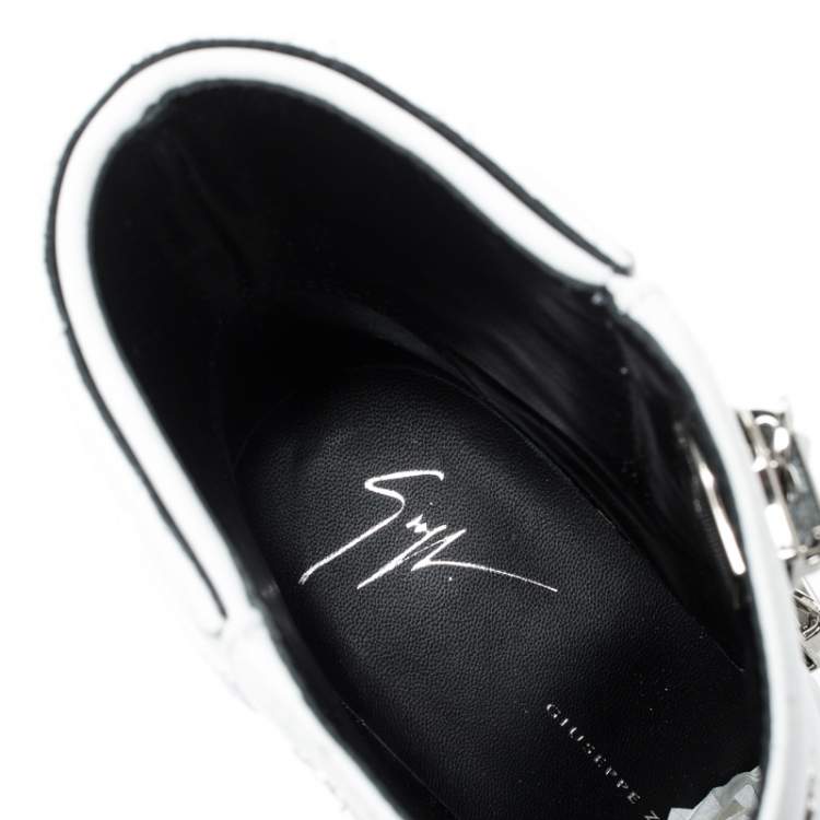 Pre Owned Giuseppe Zanotti White Quilted Leather Ankle Boots Size 38.5