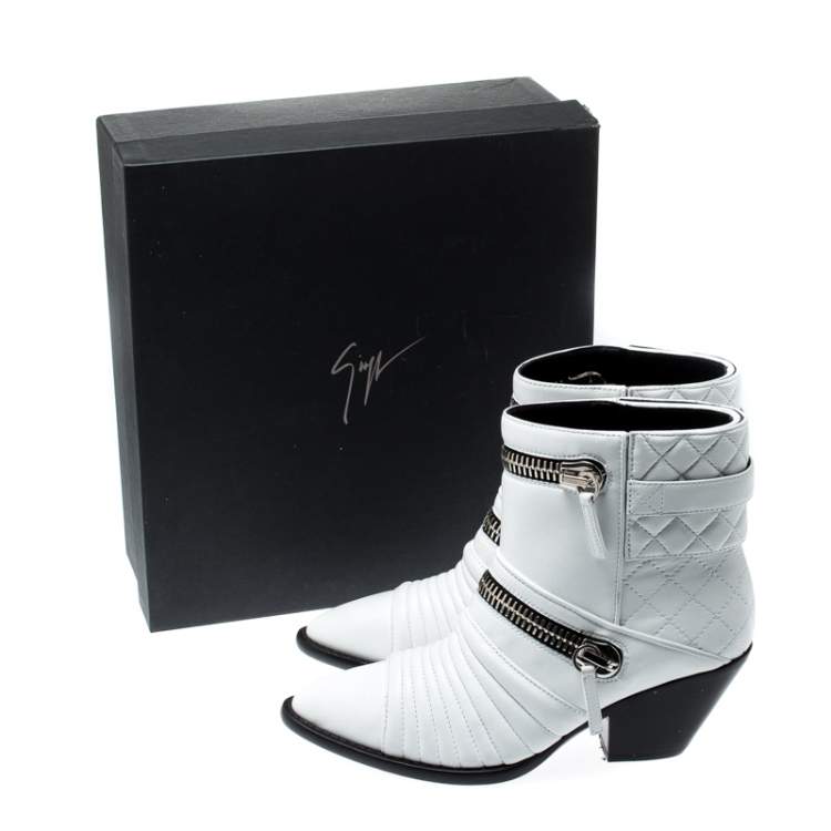 Pre Owned Giuseppe Zanotti White Quilted Leather Ankle Boots Size 38.5