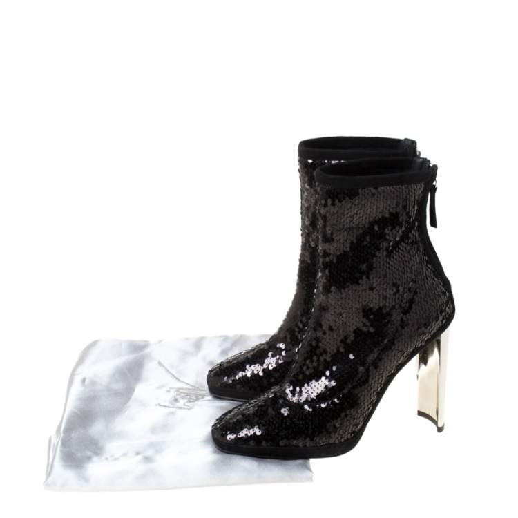 مملوكة مسبقًا Giuseppe Zanotti Black Sequin Ankle Boots Size 39