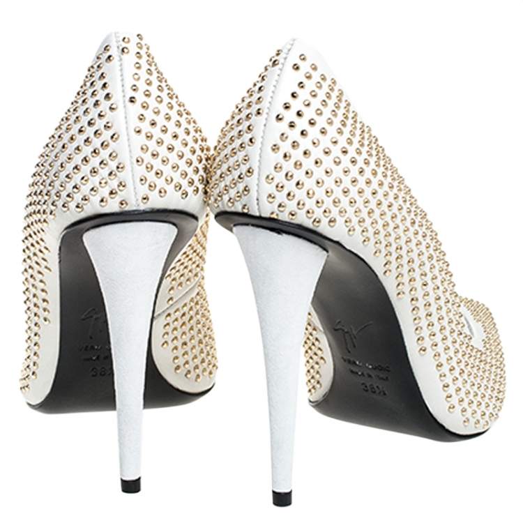 Pre Owned Giuseppe Zanotti White Leather Studded Pointed Toe Pumps Size 38.5
