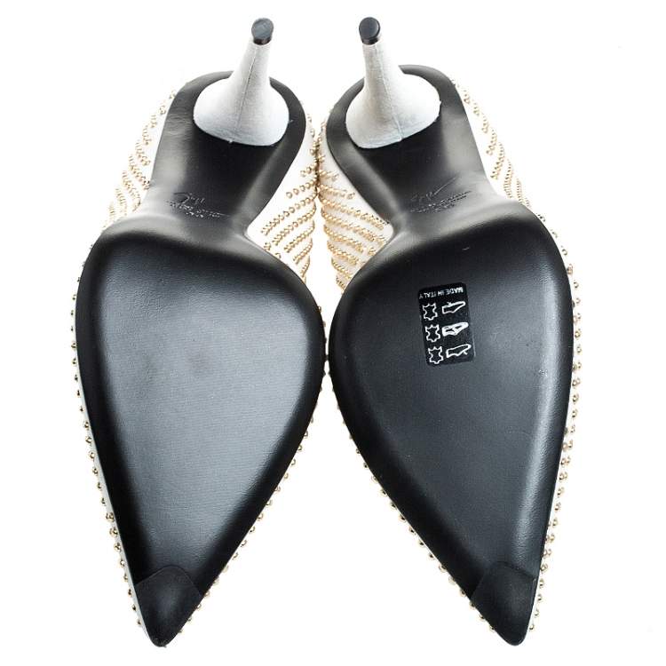 Pre Owned Giuseppe Zanotti White Leather Stud Embellished Ester Pointed Toe Pumps Size 39