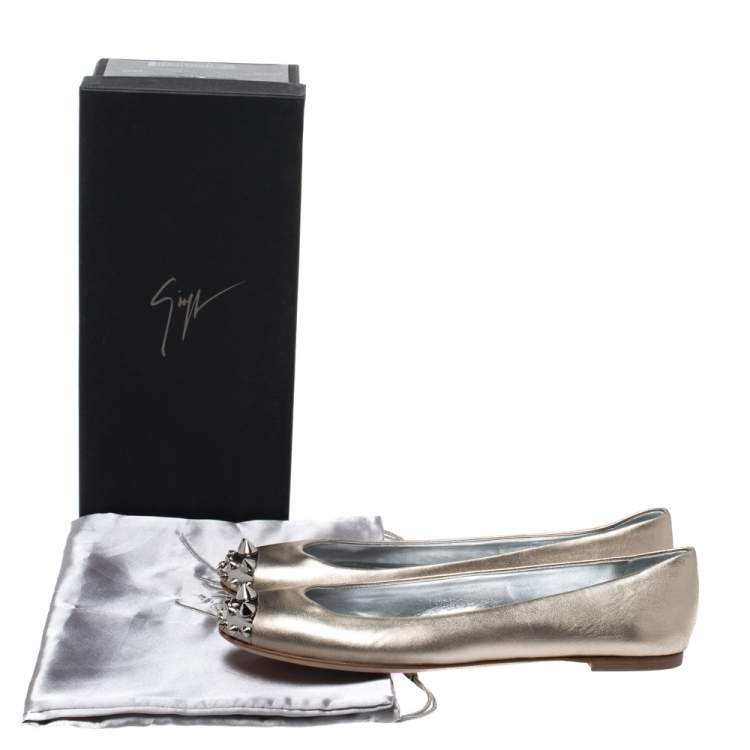 Pre Owned Giuseppe Zanotti Gold Leather Malika Spiked Cap Toe Ballet Flats Size 39.5