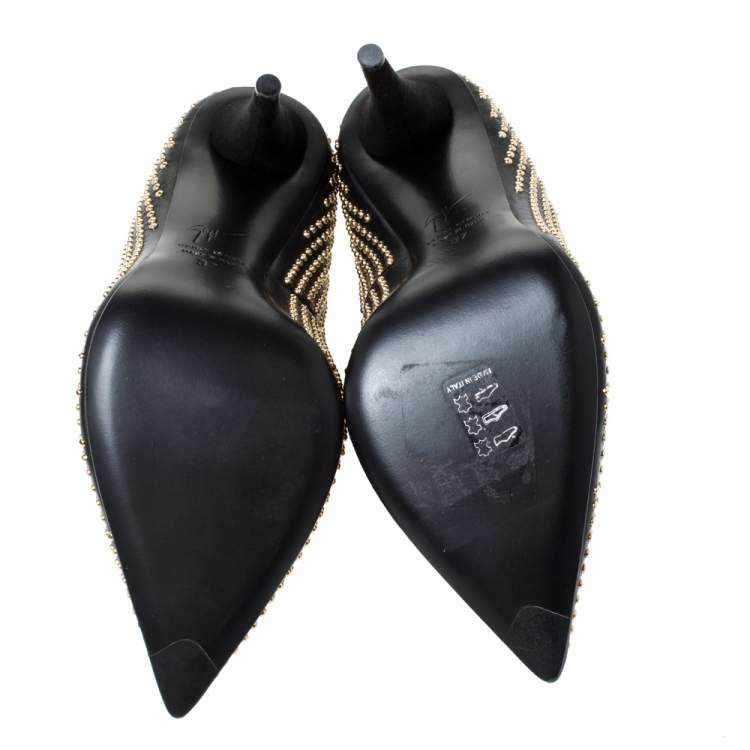 Pre Owned Giuseppe Zanotti Black Leather and Suede Ester Studded Pumps Size 37