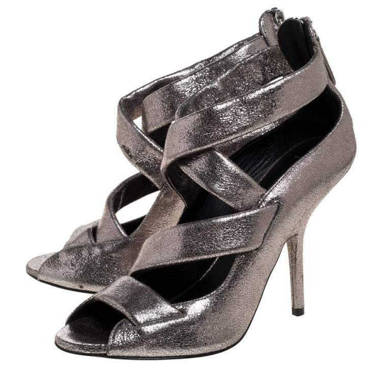 Pre Owned Giuseppe Zanotti Metallic Silver Leather Criss Cross Sandals Size 40