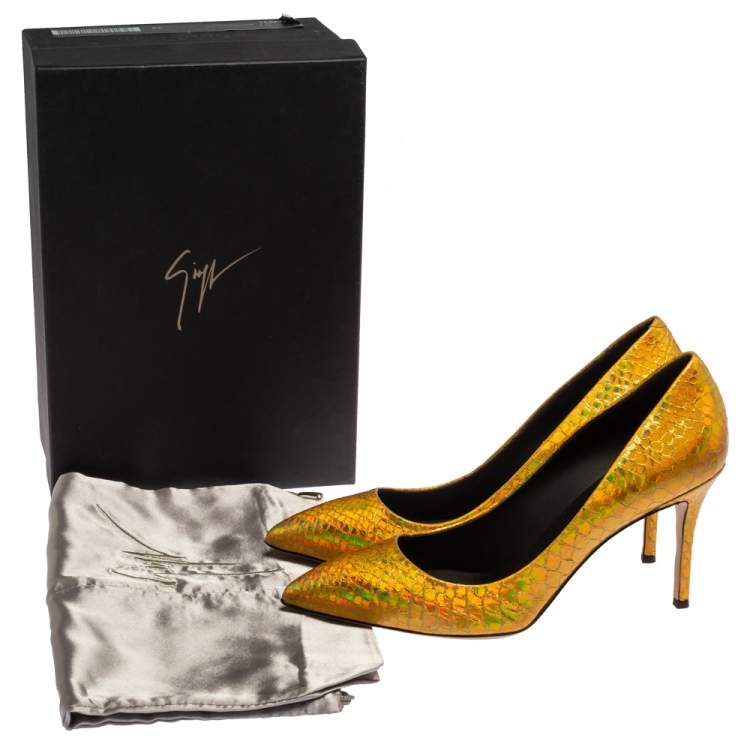 Pre Owned Giuseppe Zanotti Metallic Gold Python Embossed Leather Pointed Toe Pumps Size 39