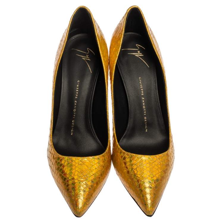 Pre Owned Giuseppe Zanotti Metallic Gold Python Embossed Leather Pointed Toe Pumps Size 39