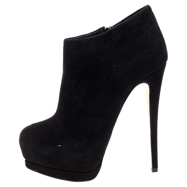 Pre Owned Giuseppe Zanotti Black Suede Booties Size 35