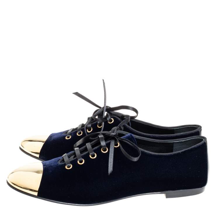 Pre Owned Giuseppe Zanotti Blue Velvet Gold Tone Cap Toe Oxford Flats Size 41