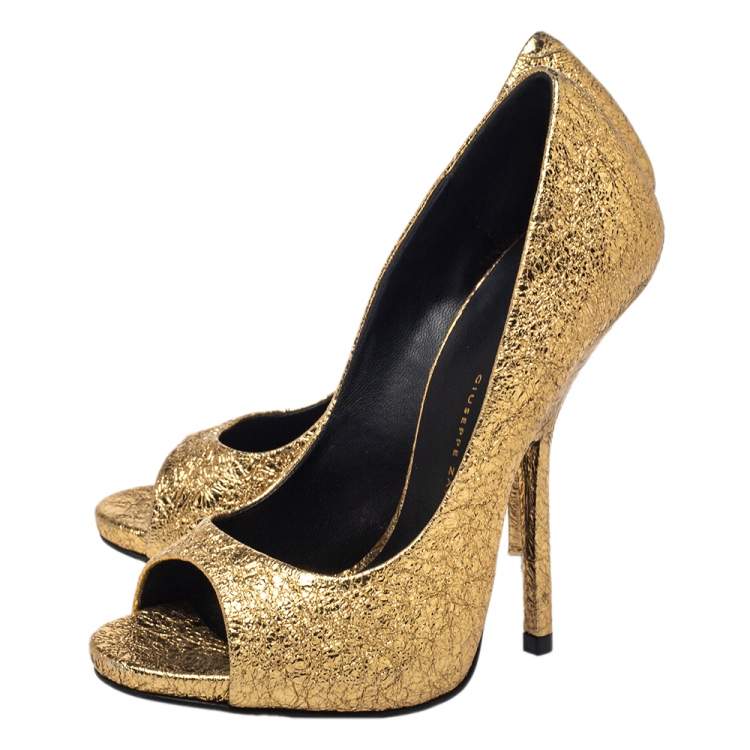 Pre Owned Giuseppe Zanotti Gold Leather Peep Toe Pumps Size 35
