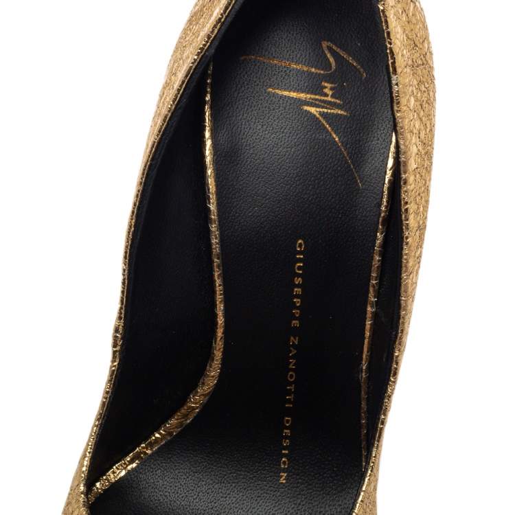 Pre Owned Giuseppe Zanotti Gold Leather Peep Toe Pumps Size 35