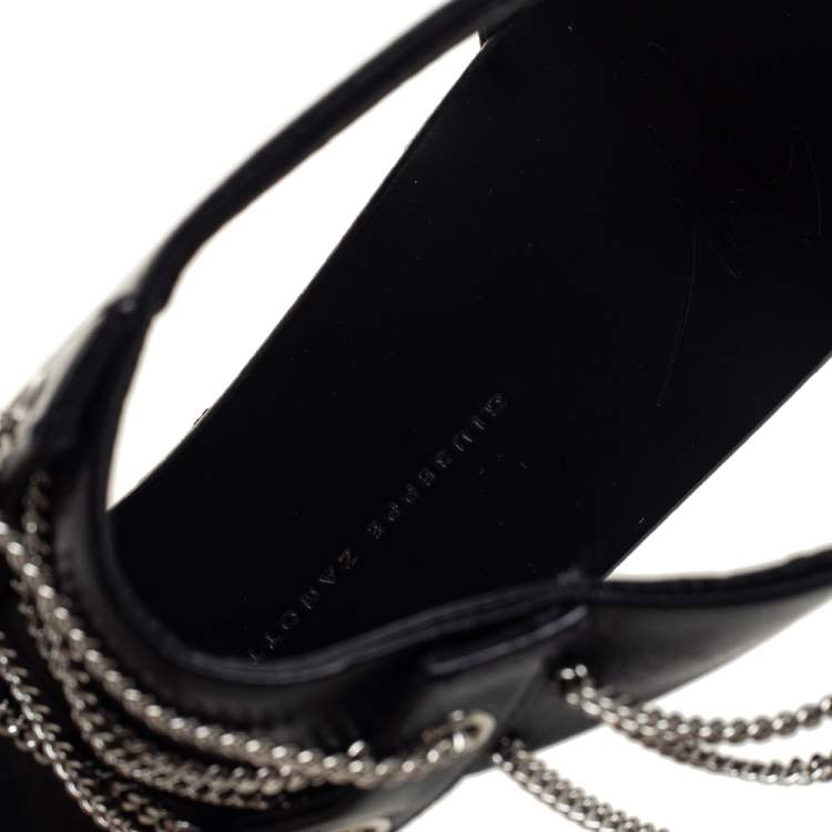 Pre Owned Giuseppe Zanotti Black Leather Roll Chain Detail Flat Sandals Size 41