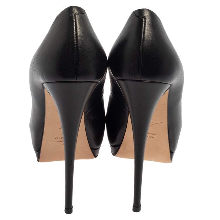 Pre Owned Giuseppe Zanotti Black Leather Platform Peep Toe Pumps Size 40