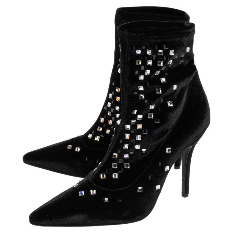 Pre Owned Giuseppe Zanotti Black Velvet Crystal Embellished Pointed Toe Ankle Boots Size 40