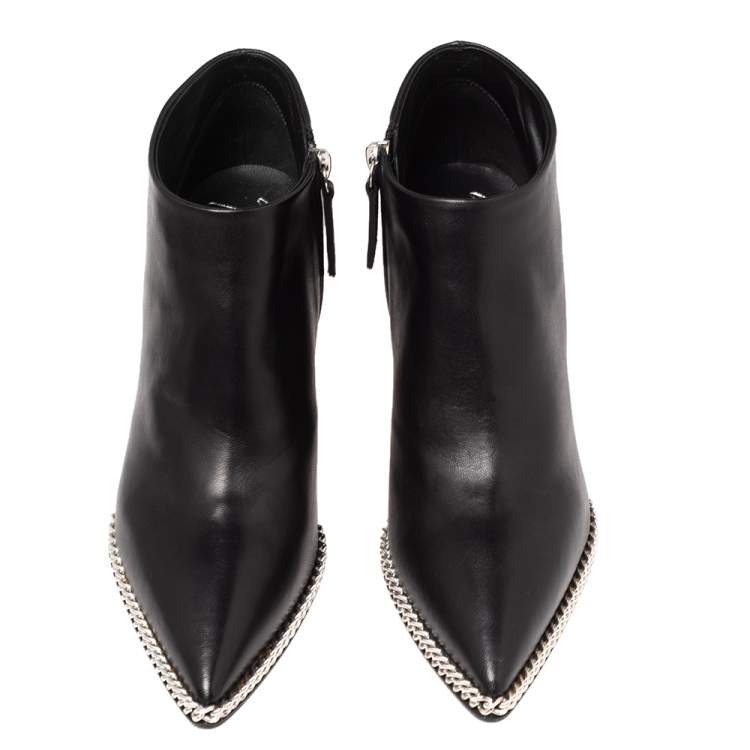 Pre Owned Giuseppe Zanotti Black Leather Chain Link Ankle Boots Size 37