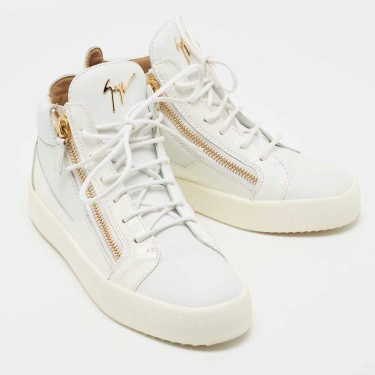 مملوكة مسبقًا Giuseppe Zanotti White Leather and Patent High Top Sneakers Size 40.5
